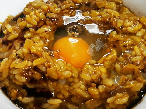 卵のまろやかさが美味しい大阪風混ぜカレー